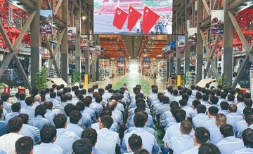 柳工集團(tuán)黨委組織集中收看紀(jì)念中國(guó)人民抗日戰(zhàn)爭(zhēng)暨世界反法西斯戰(zhàn)爭(zhēng)勝利80周年大會(huì)