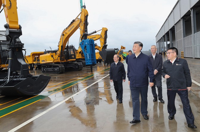 2021年4月26日，習(xí)近平總書記視察柳工并發(fā)表重要講話，高度評(píng)價(jià)柳工的創(chuàng)新發(fā)展成果