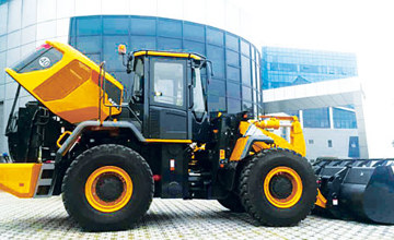 贊！CLG848H-4F輪式裝載機順利通過自治區工信廳驗收