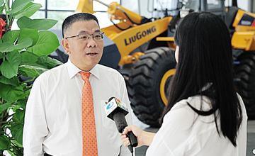 加大加快“十三五”戰(zhàn)略實施　推動柳工事業(yè)發(fā)展