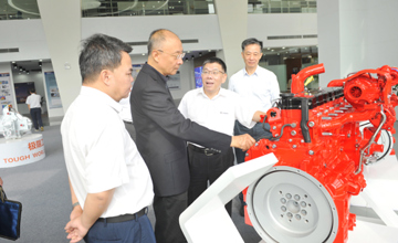 國務(wù)院國資委秘書長閻曉峰到公司調(diào)研時指出 繼續(xù)提升市場占有率 成為行業(yè)領(lǐng)軍企業(yè)