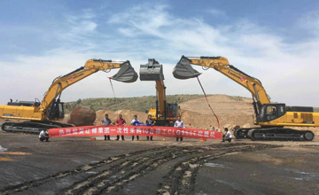 鄂爾多斯客戶一次性采購(gòu)10臺(tái)柳工CLG950E挖掘機(jī)：很“猛”很能干 客戶直夸贊